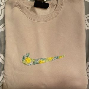 Nike swoosh embroidered sweatshirt